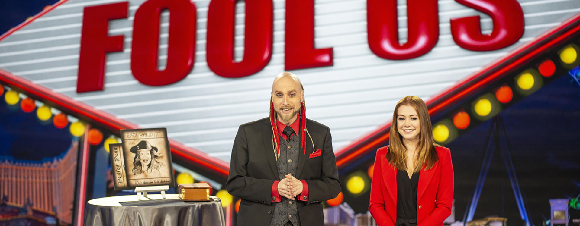 Arkadia och Alyson Hannigan står på "Fool Us" scenen i Las Vegas.